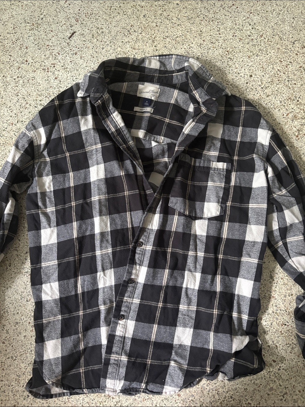 Universal Thread Black and White Plaid Button-Down Shirt